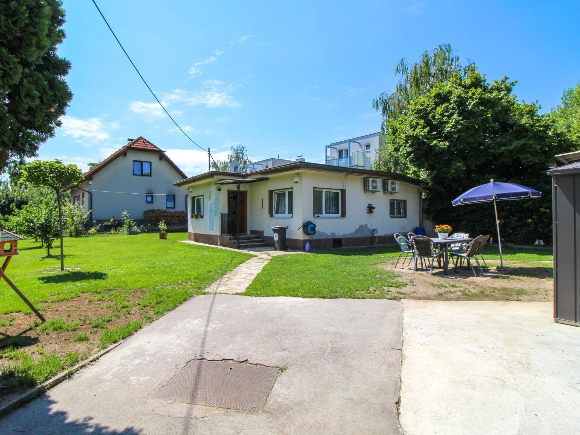 Holiday Home Bungalow Leopoldau By Interhome Вена Экстерьер фото